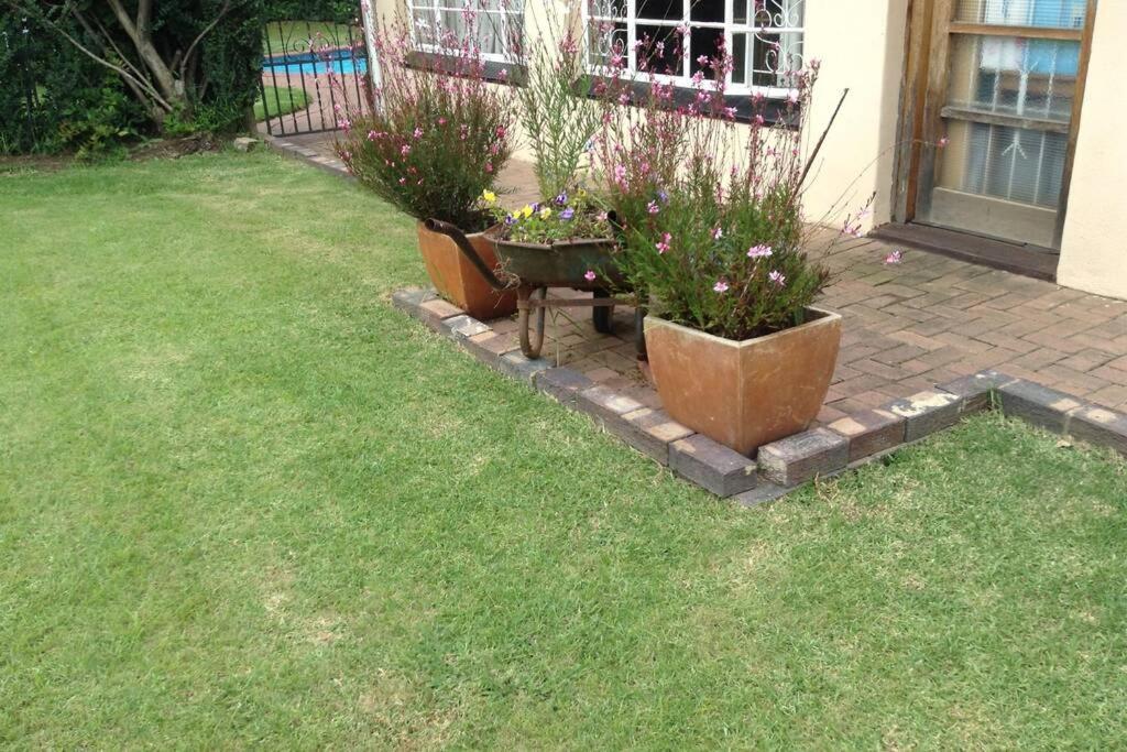 Clarens Socialites Garden Apartment #2 Bethlehem Buitenkant foto